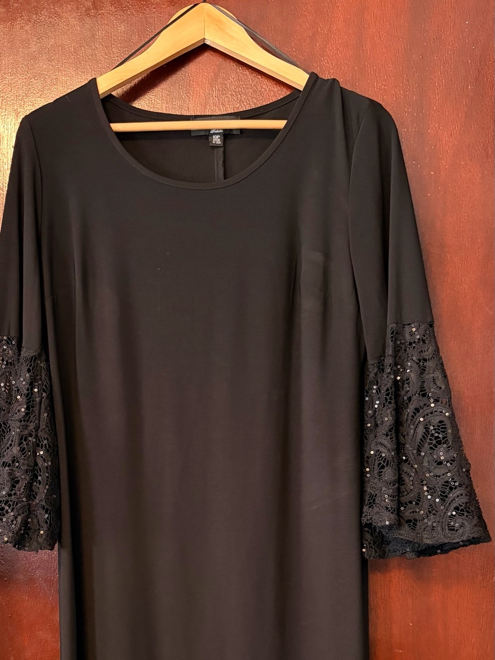 Women’s R&M Richards Petite Black Dress with Lace Detail